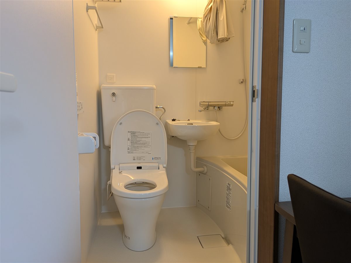 ウォシュレット付きトイレ